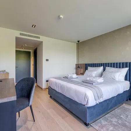 Hotel Level 5 - Adults Only