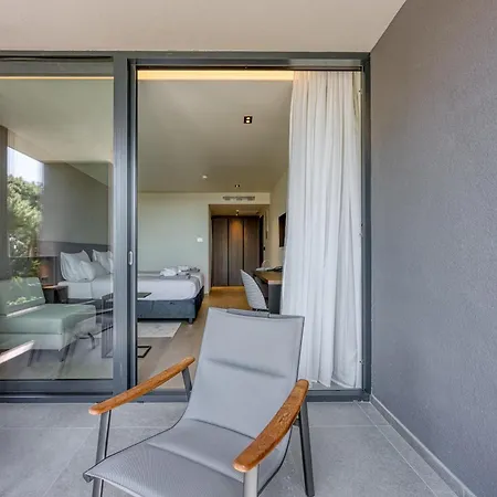 Hotel Level 5 - Adults Only 4*