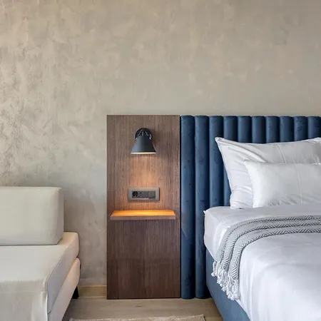 Level 5 - Adults Only 4*